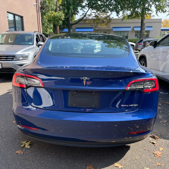 Used 2022 Tesla Model 3 Long Range AWD/4WD image 5