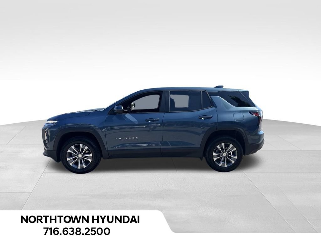 Used 2026 Chevrolet Equinox LT AWD/4WD image 8