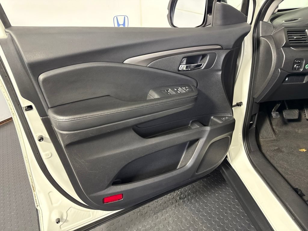 Certified 2018 Honda Pilot EX-L image 14