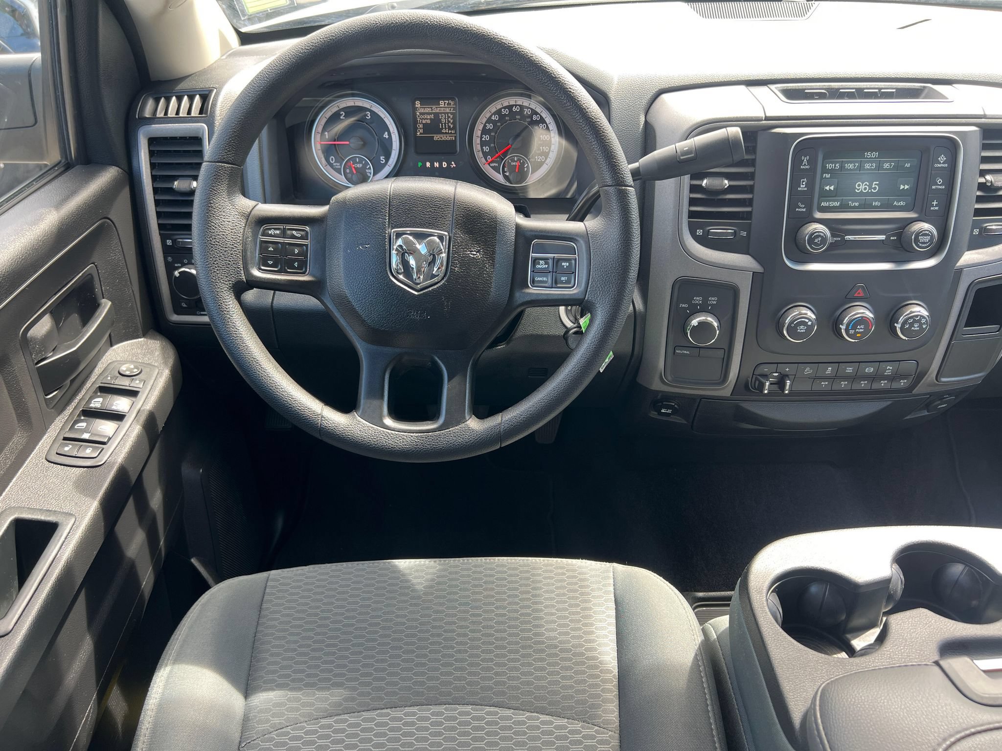 Used 2017 RAM 2500 Tradesman w/ Chrome Appearance Group AWD/4WD image 14