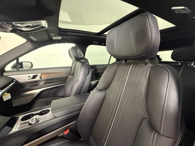 New 2027 Cadillac Vistiq Sport AWD/4WD image 5