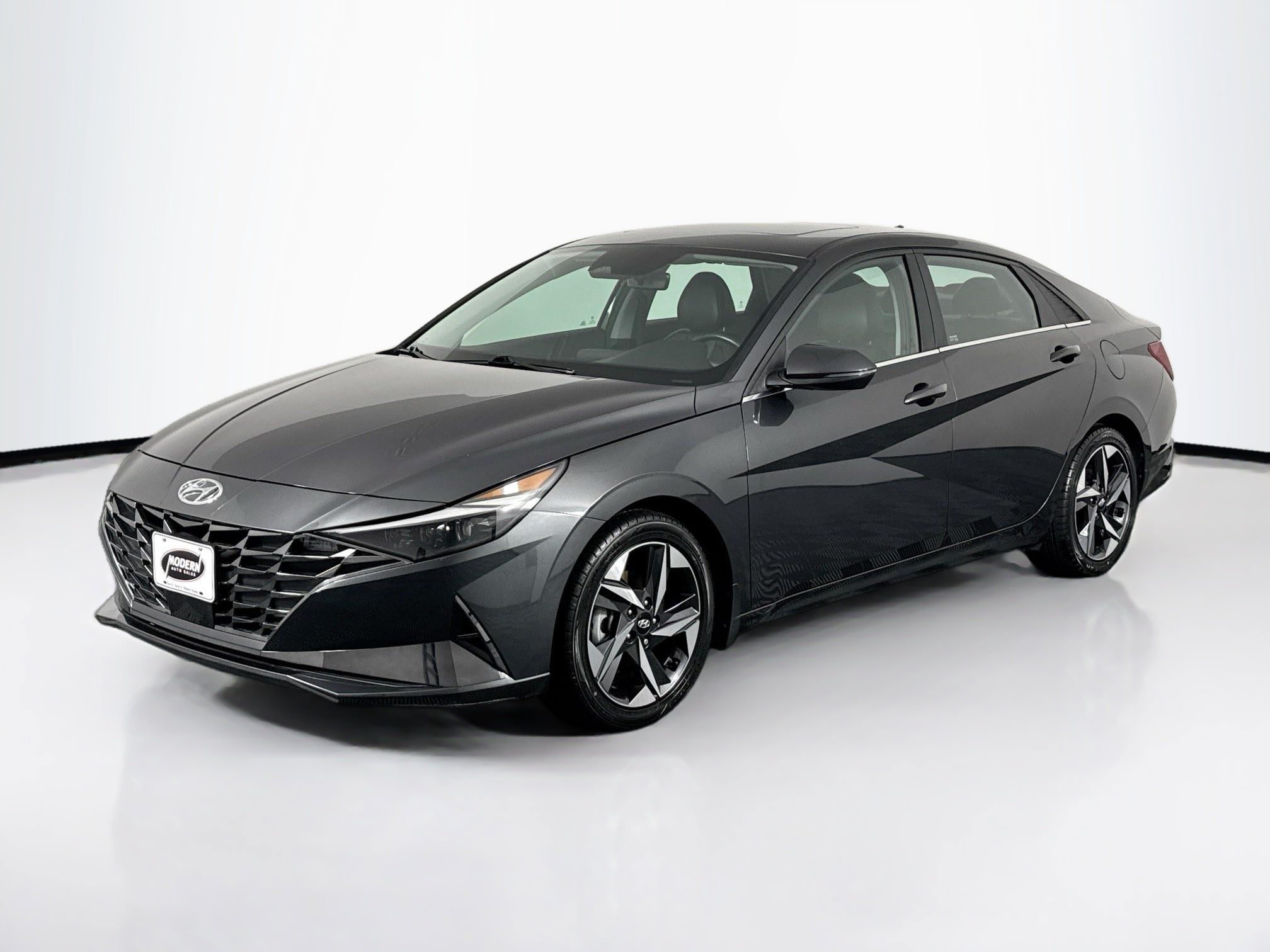 Used 2023 Hyundai Elantra Limited FWD image 6
