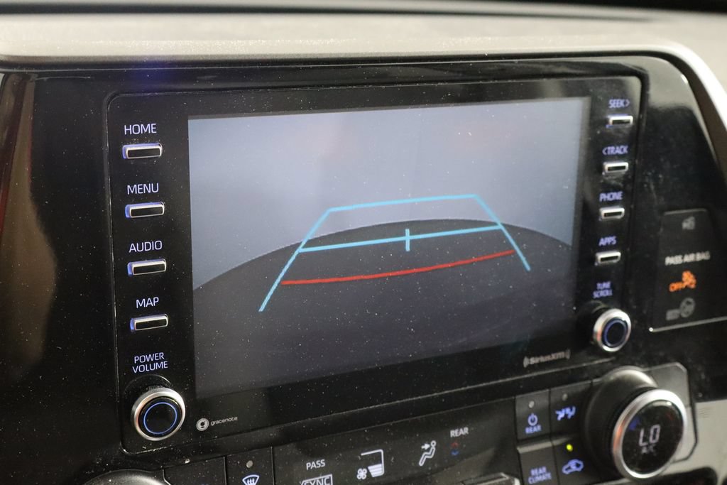 Used 2022 Toyota Highlander L AWD/4WD image 36