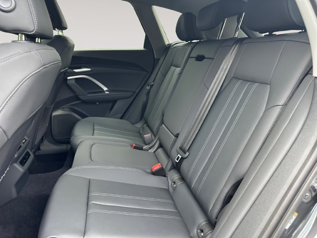 New 2026 Audi Q5 2.0T AWD/4WD image 13