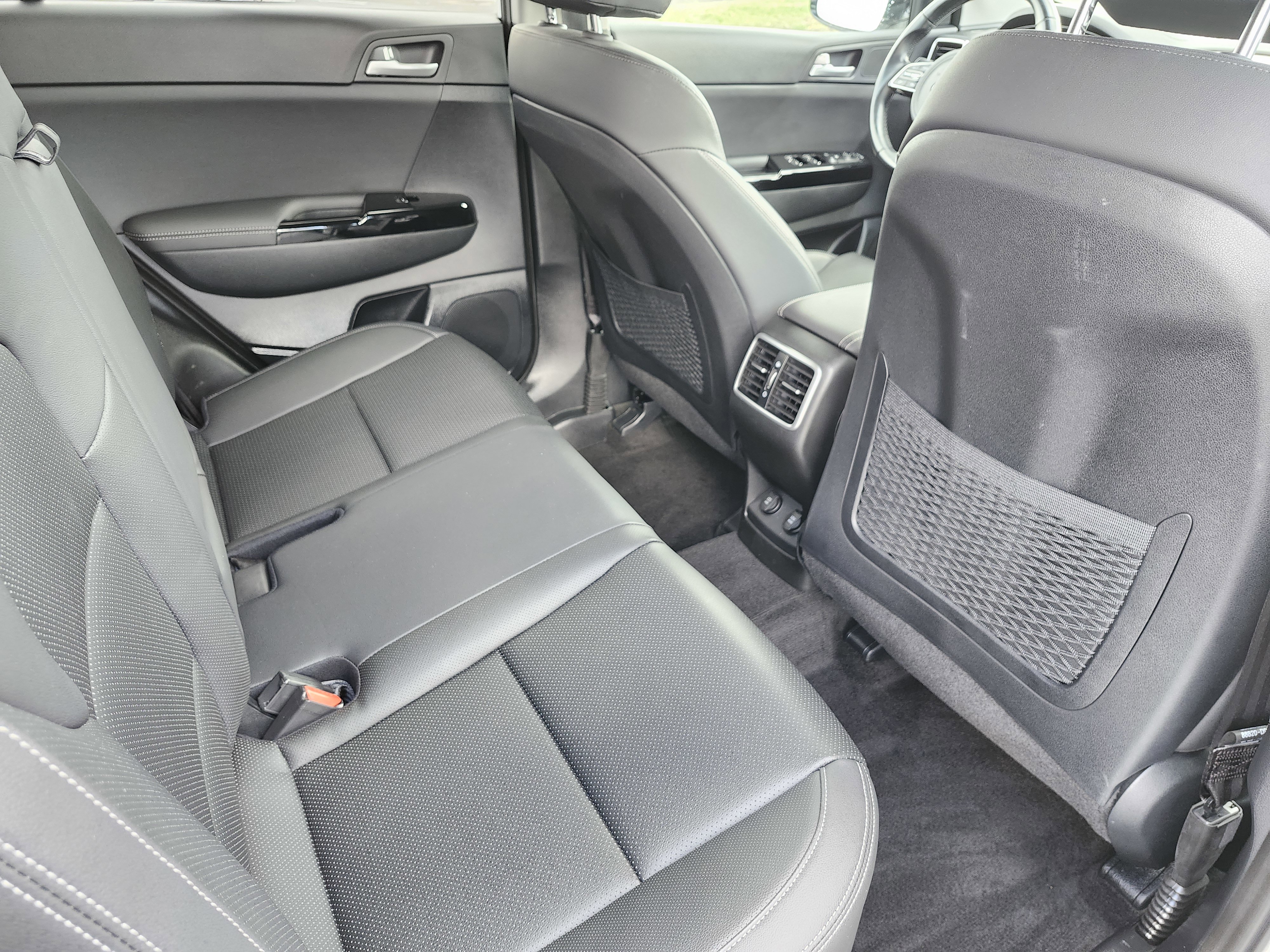 Used 2022 Kia Sportage EX image 23