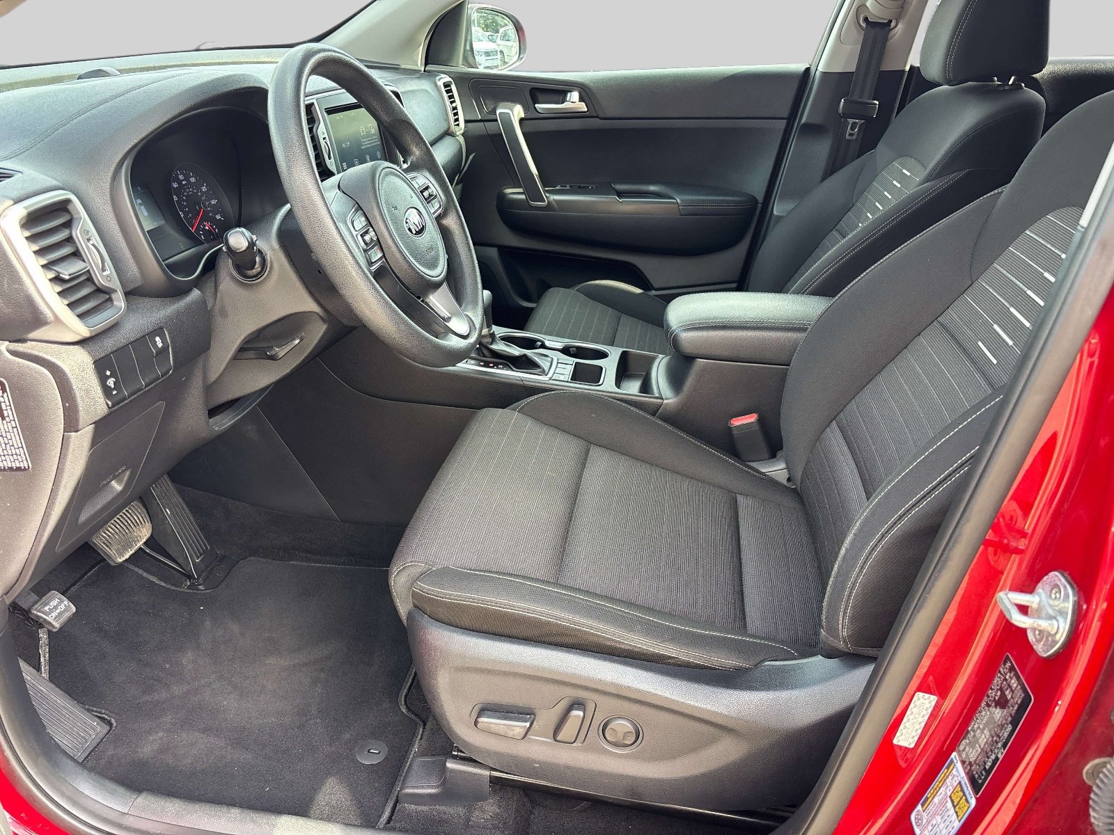 Used 2017 Kia Sportage LX w/ LX Popular Package AWD/4WD image 10