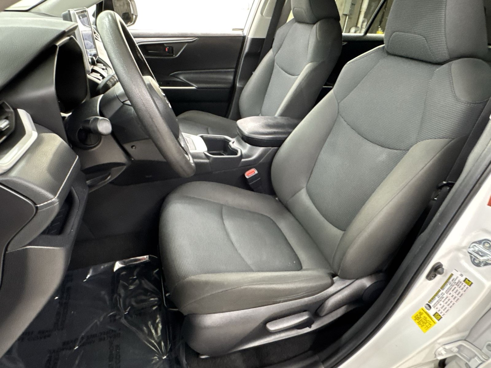 Used 2025 Toyota RAV4 LE AWD/4WD image 14