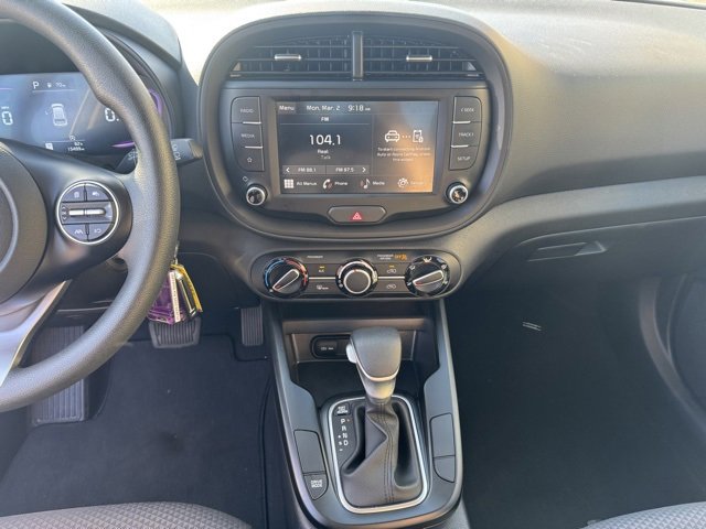 Certified 2025 Kia Soul LX image 20