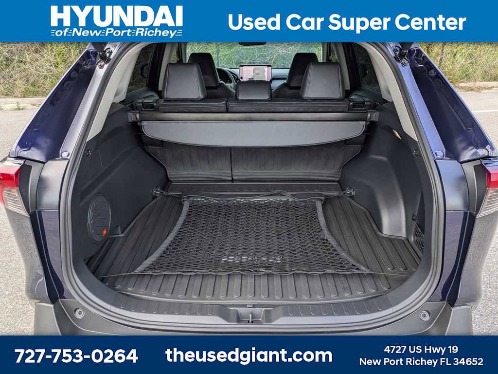 Used 2025 Toyota RAV4 Limited w/ Advanced Technology Package image 12