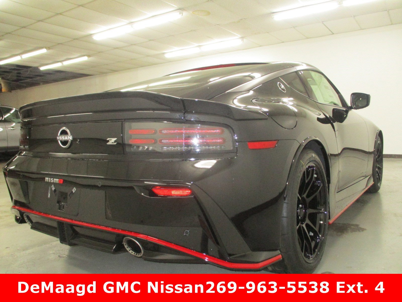 New 2024 Nissan Z NISMO w/ Floor Mat Package image 7