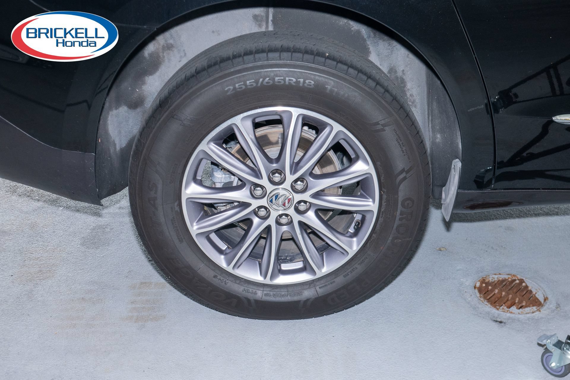 Used 2024 Buick Enclave Essence w/ Technology Package FWD image 36