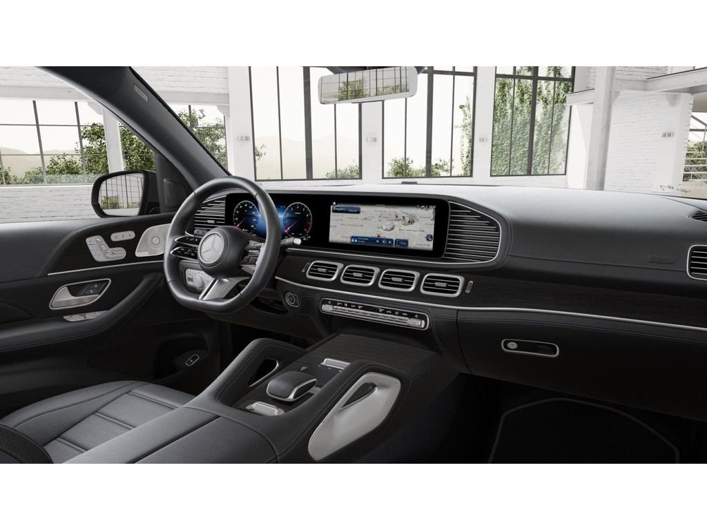 New 2026 Mercedes-Benz GLS 580 4MATIC image 6