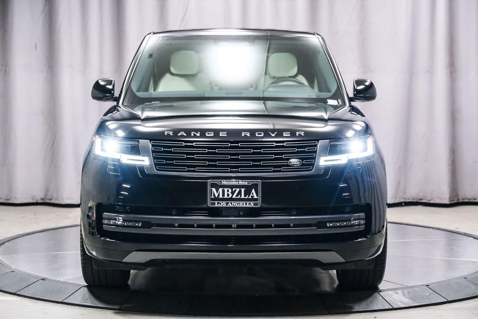 Used 2024 Land Rover Range Rover SE AWD/4WD image 6
