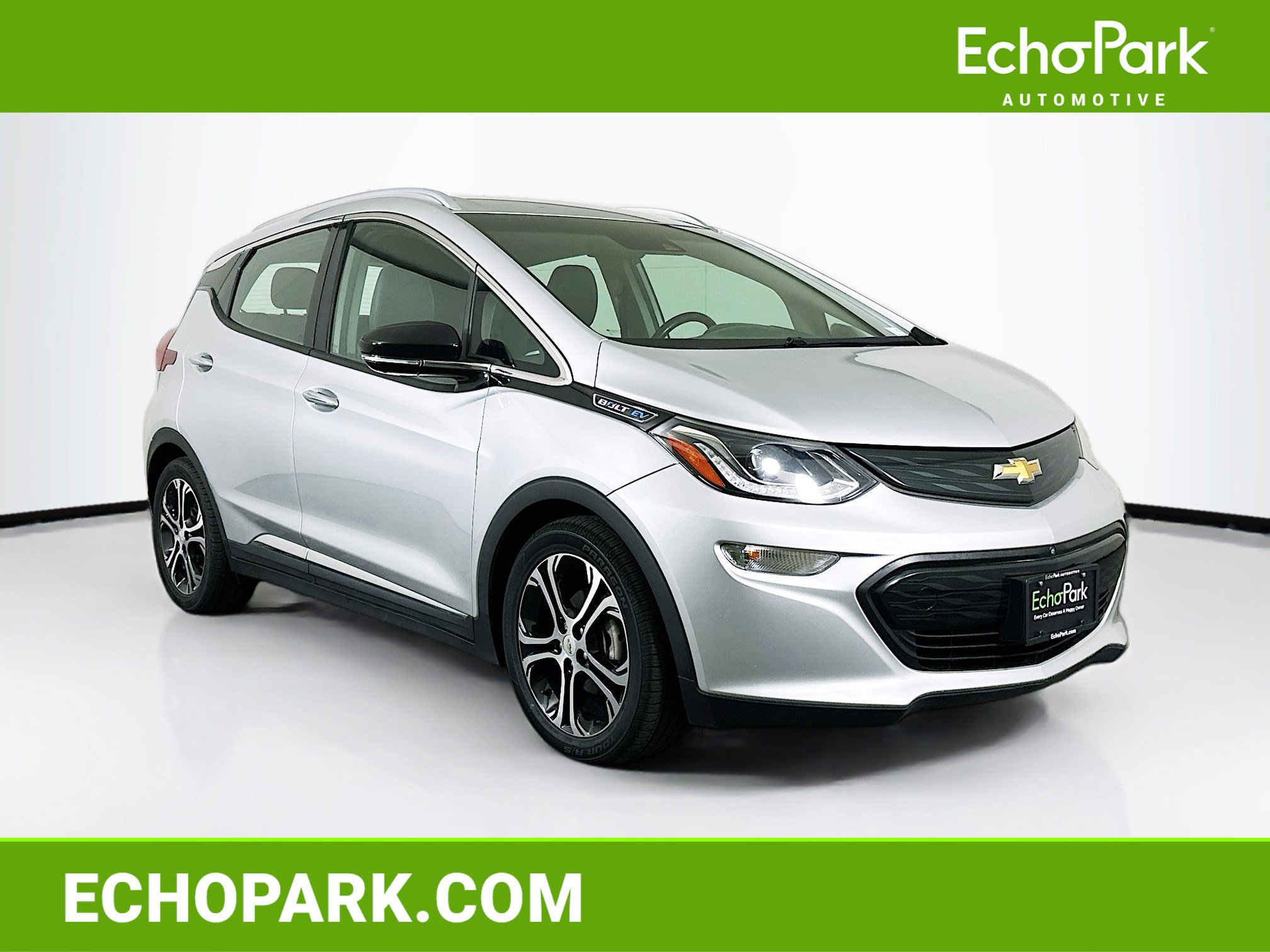 Used 2018 Chevrolet Bolt Premier w/ Driver Confidence II Package FWD image 1