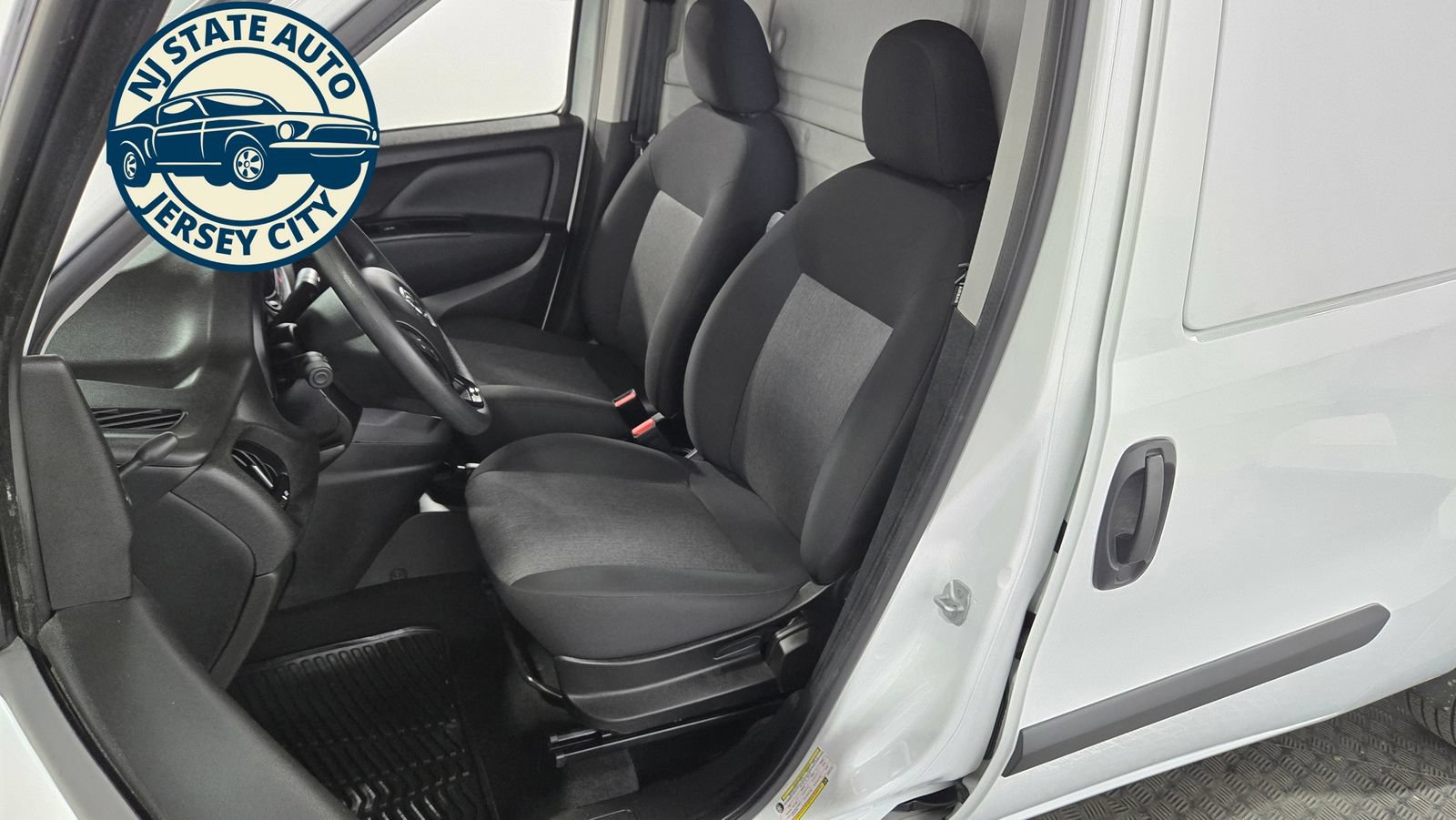 Used 2022 RAM ProMaster City Tradesman FWD image 21