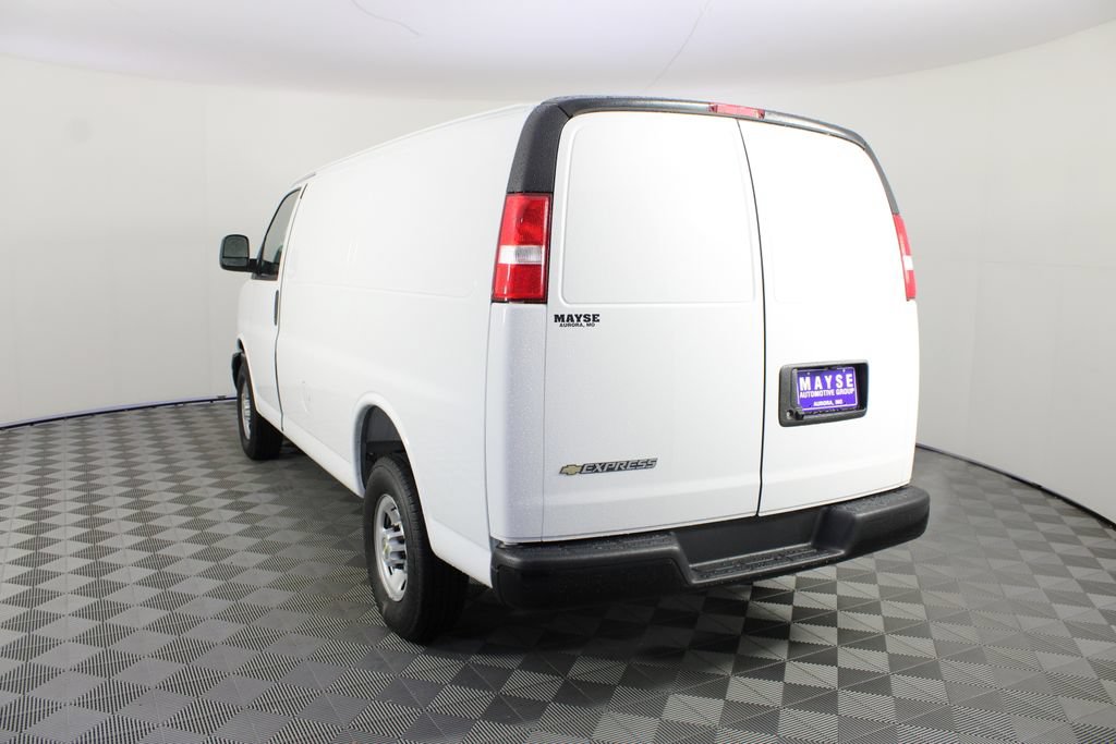 New 2026 Chevrolet Express 2500 RWD image 17
