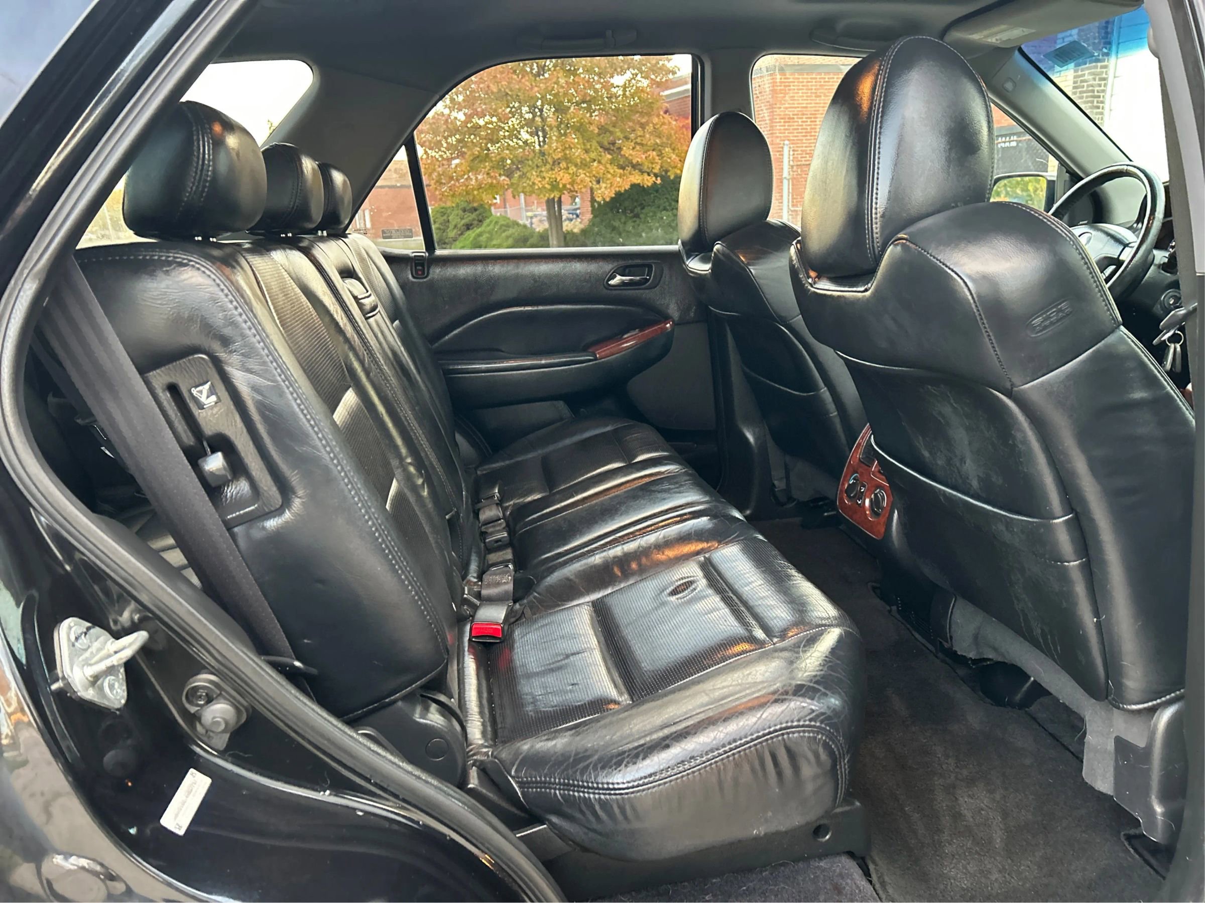 Used 2004 Acura MDX Touring AWD/4WD image 25