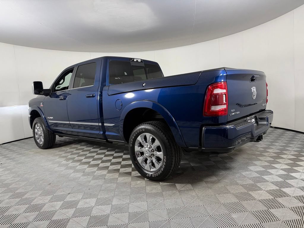 Used 2024 RAM 3500 Limited AWD/4WD image 9