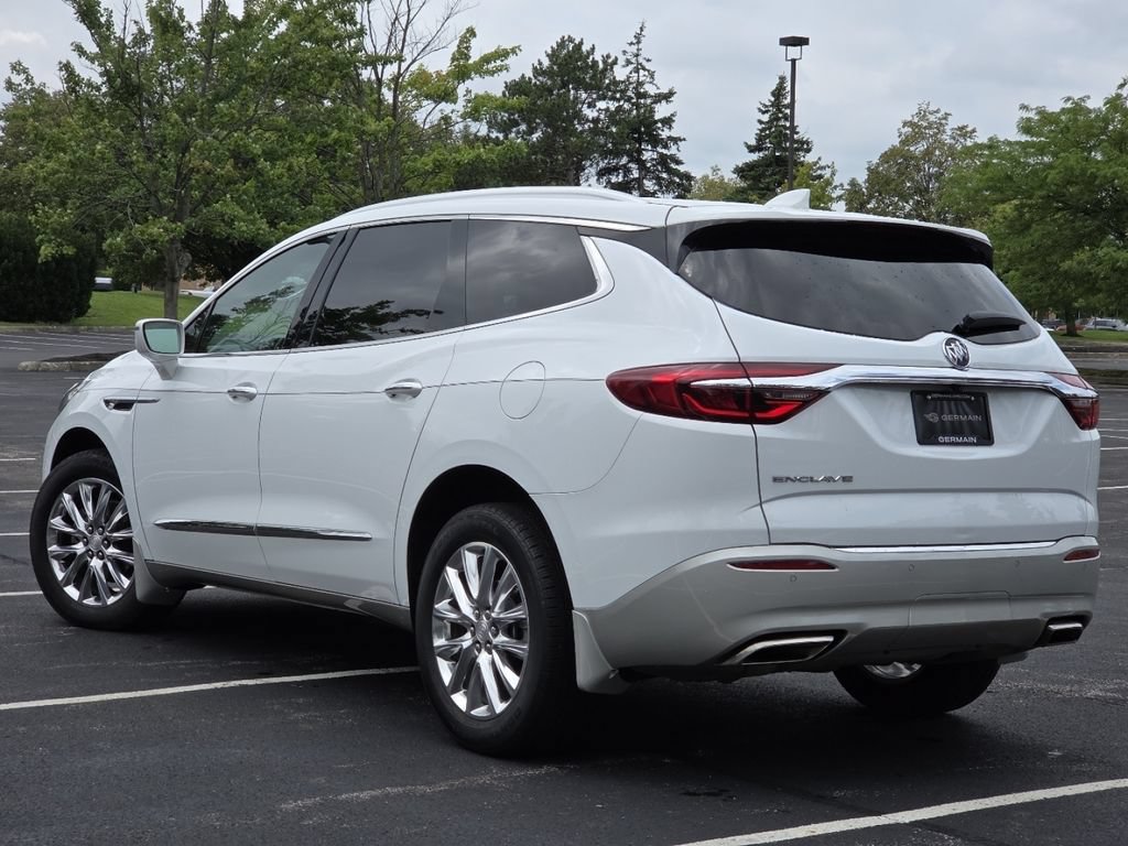 Used 2020 Buick Enclave Premium w/ Sun and Sites Package FWD image 20