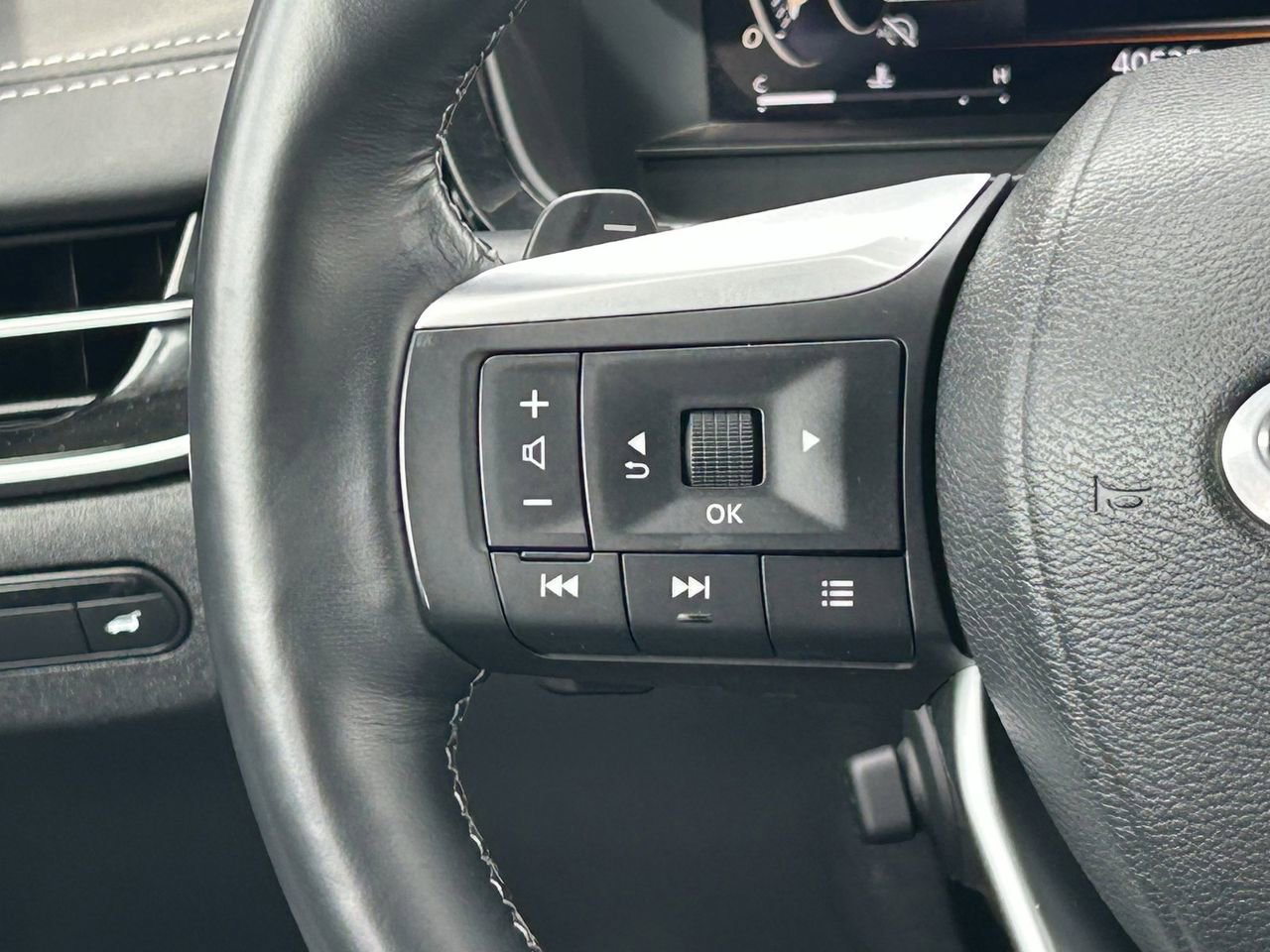 Certified 2023 INFINITI QX60 Sensory w/ Cargo Package image 28