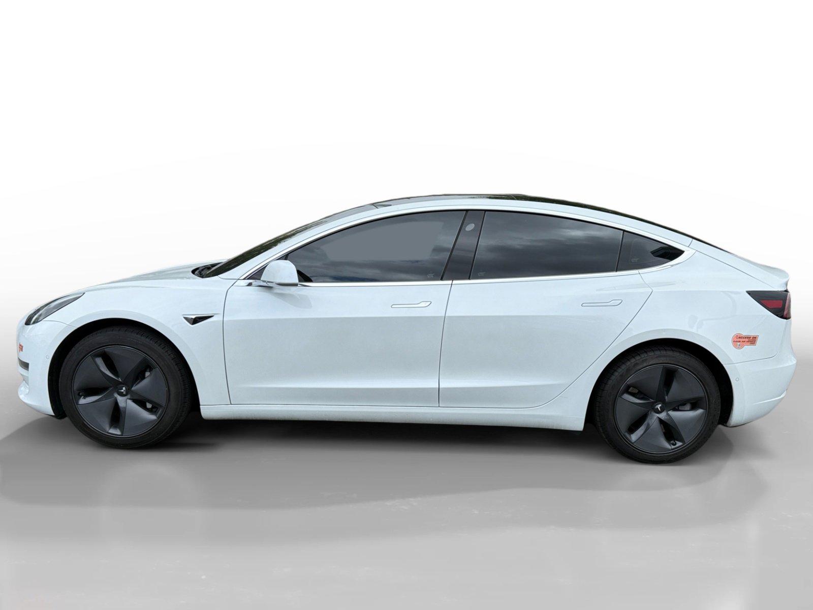 Used 2019 Tesla Model 3 RWD image 2