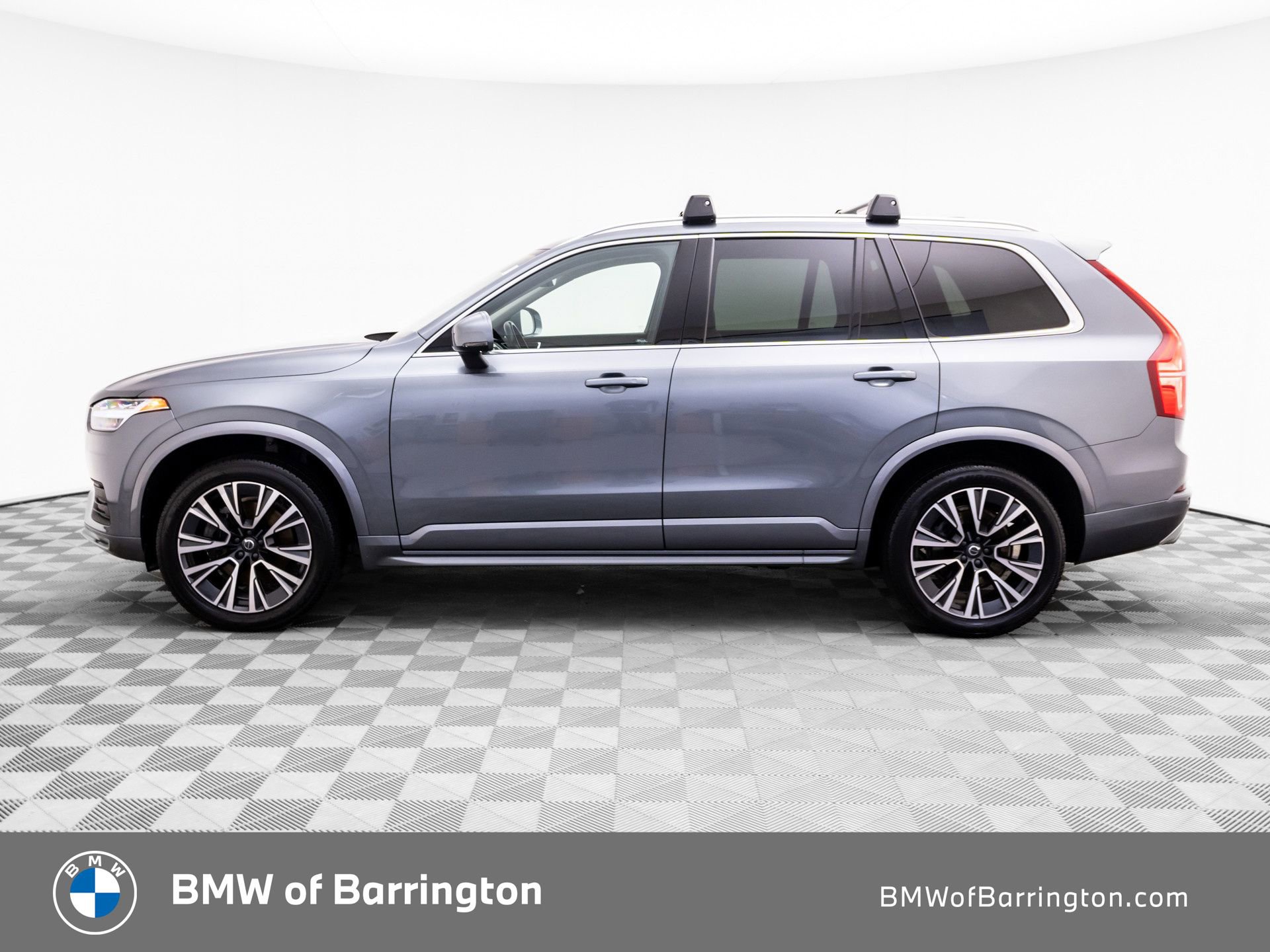 Used 2020 Volvo XC90 T5 Momentum image 2