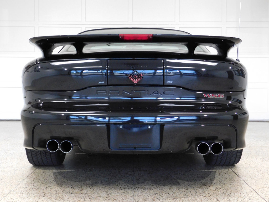 Used 1997 Pontiac Firebird Trans Am RWD image 10
