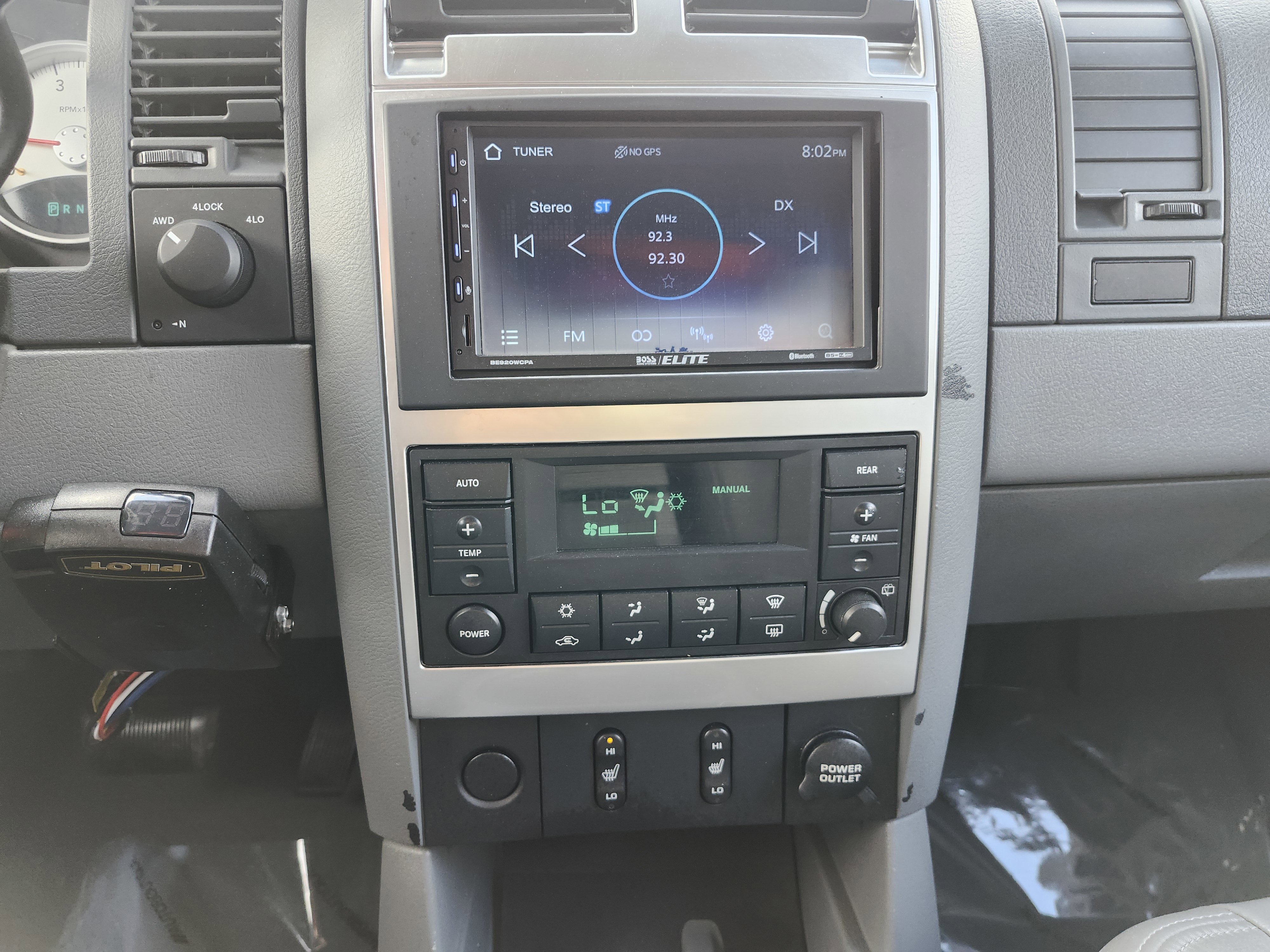 Used 2004 Dodge Durango Limited image 31