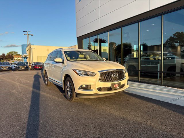Used 2016 INFINITI QX60 Luxe w/ Premium Plus Package