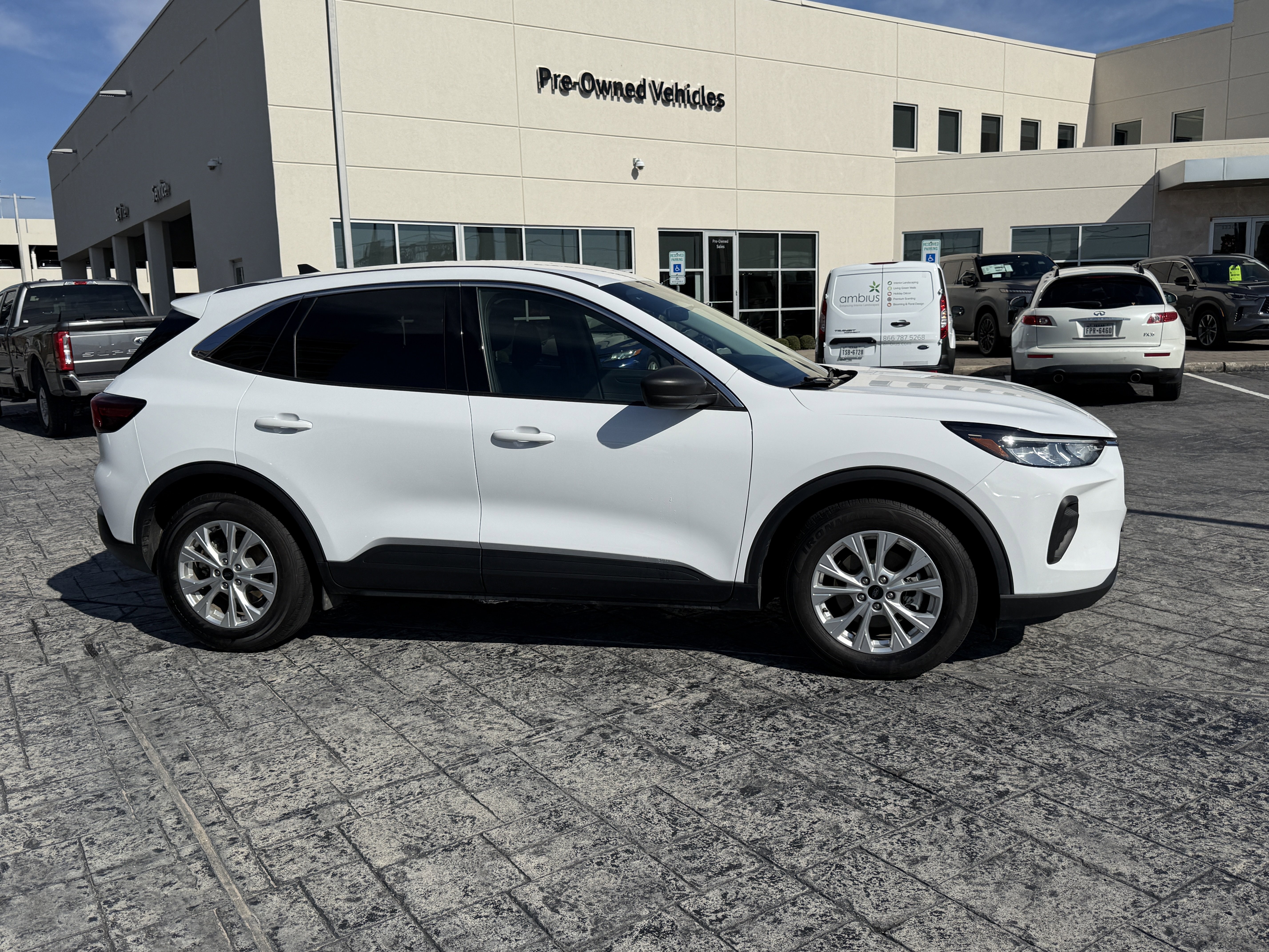 Used 2024 Ford Escape Active image 8