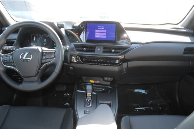 Certified 2025 Lexus UX 300h FWD image 10