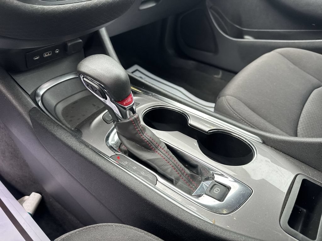 Used 2024 Chevrolet Malibu LT w/ Midnight Edition FWD image 19