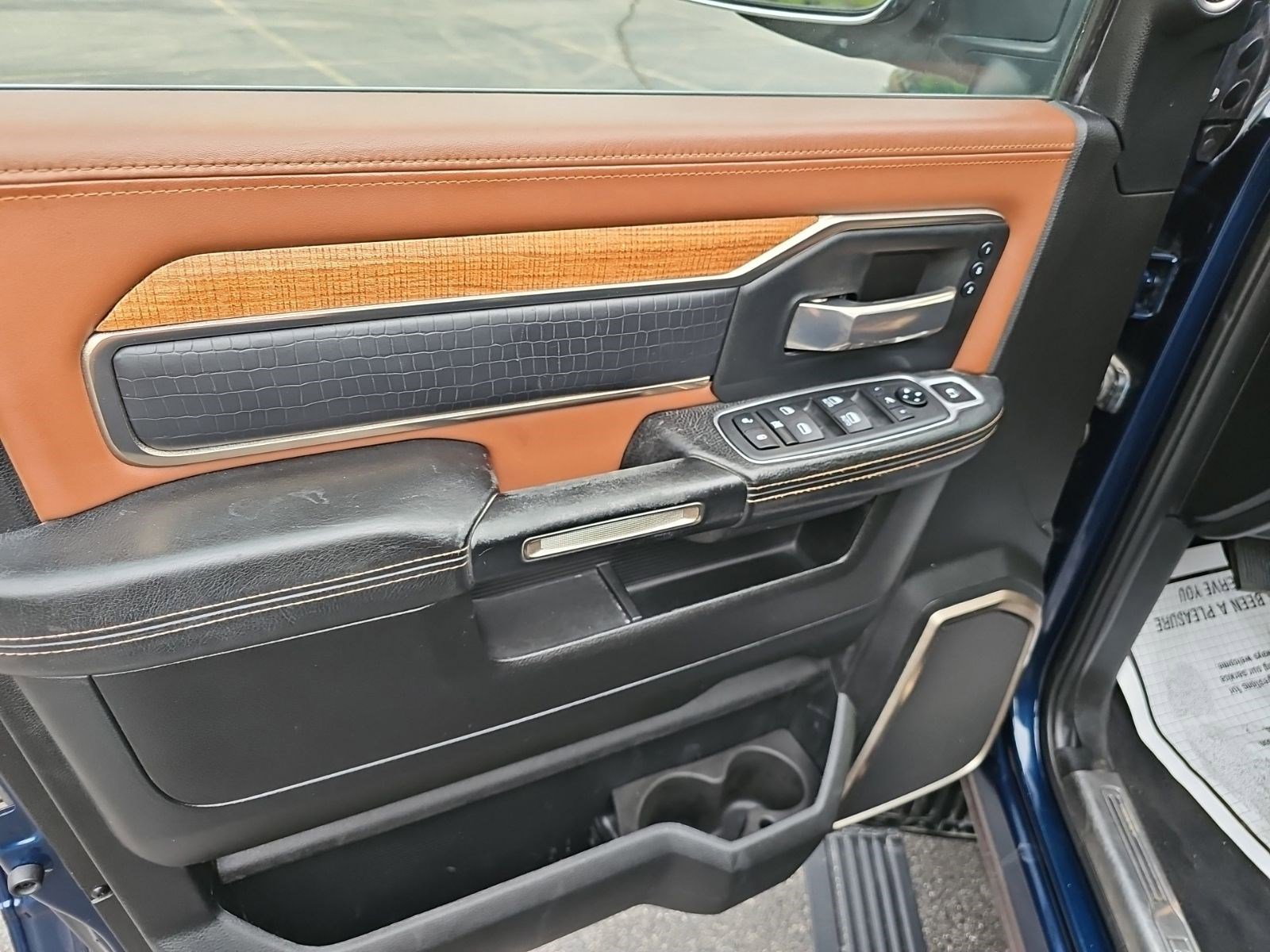 Used 2019 RAM 3500 Limited AWD/4WD image 17