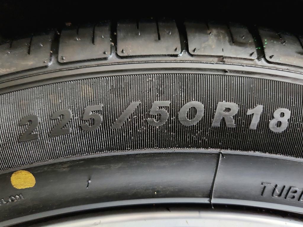 Used 2018 Acura TLX V6 SH-AWD w/ Technology Pkg image 37