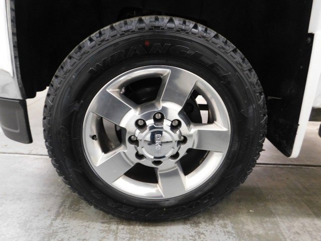 Used 2016 GMC Sierra 2500 SLT w/ Driver Alert Package image 14