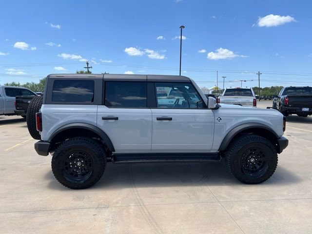 New 2026 Ford Bronco Outer Banks w/ Sasquatch Package AWD/4WD image 8