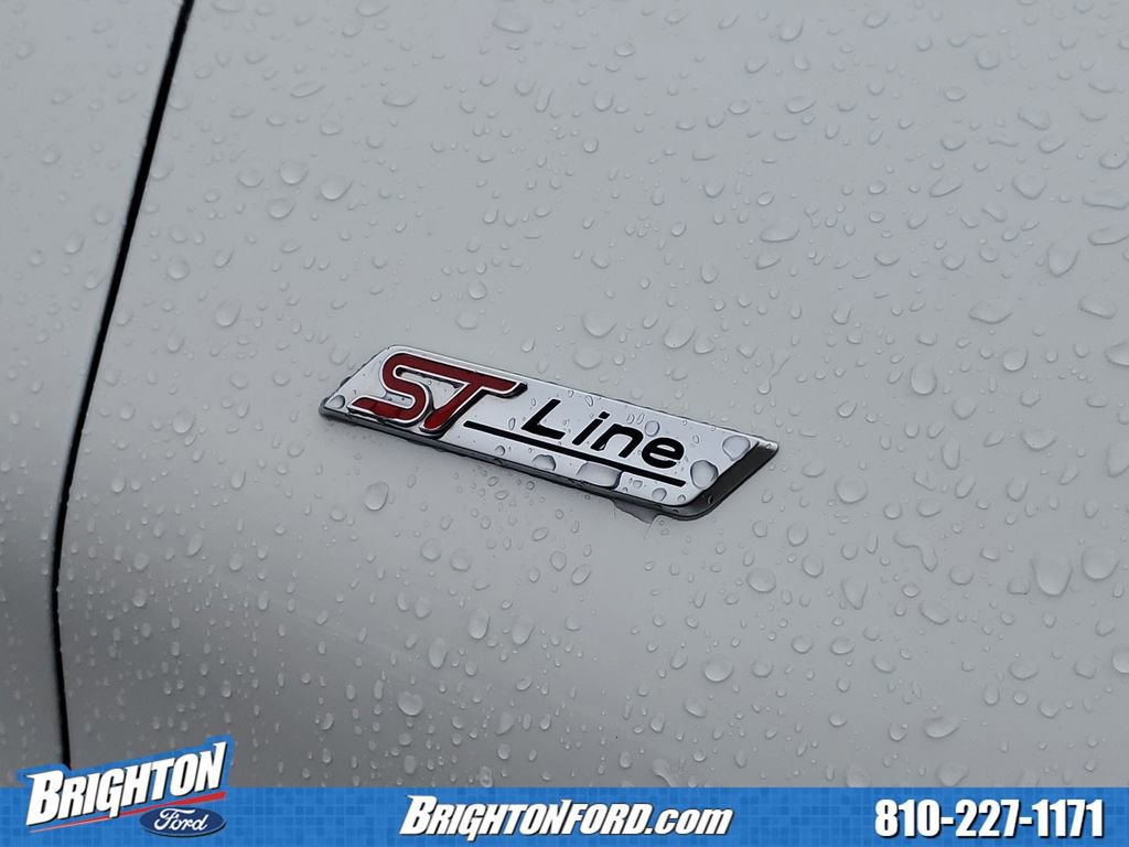 Used 2023 Ford Explorer ST-Line w/ Class IV Trailer Tow Package image 5