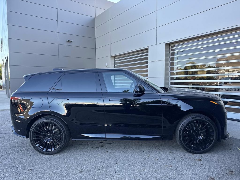 New 2026 Land Rover Range Rover Sport SV AWD/4WD image 9