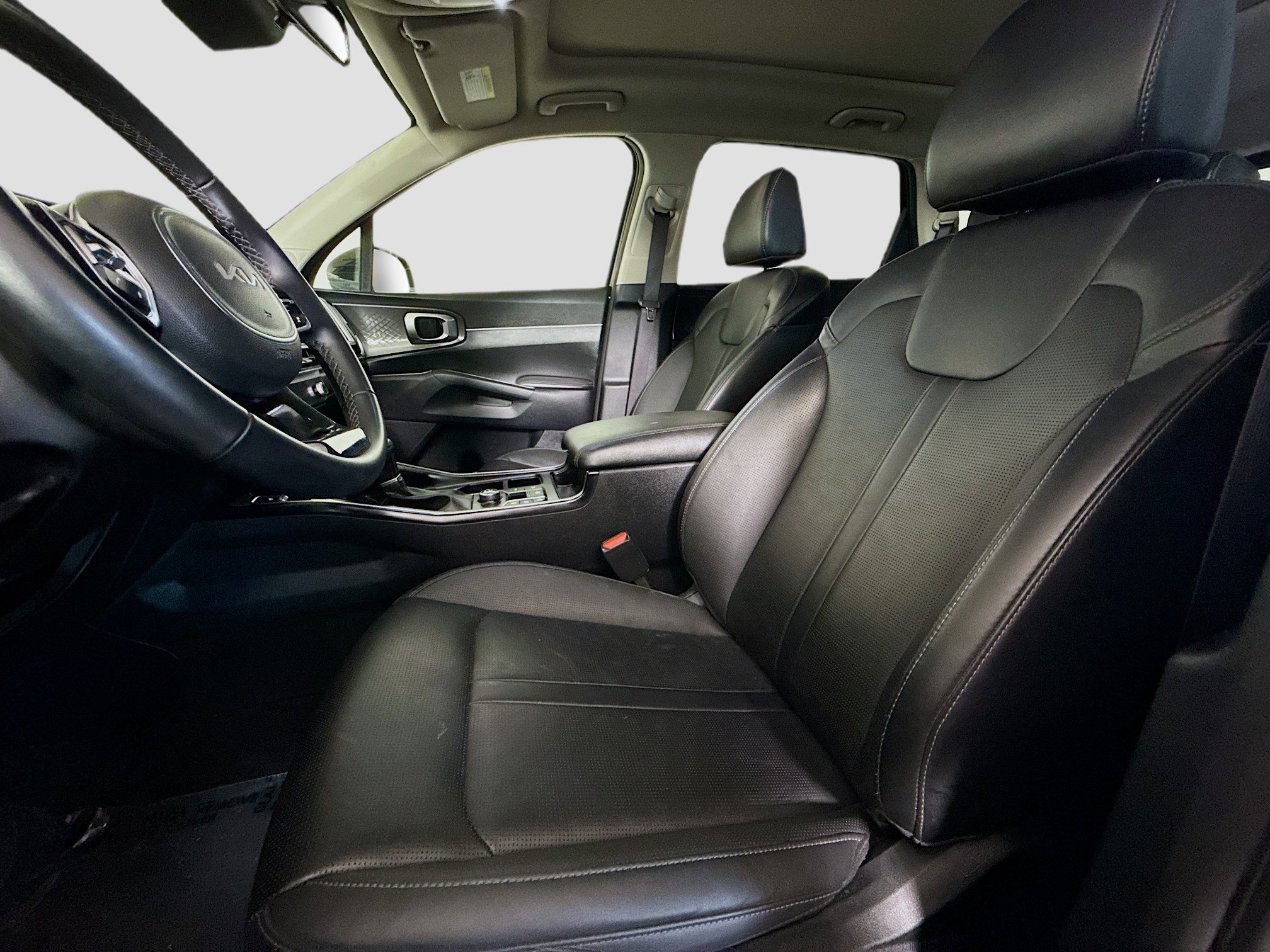 Used 2025 Kia Sorento S w/ Panoramic Sunroof Package FWD image 22