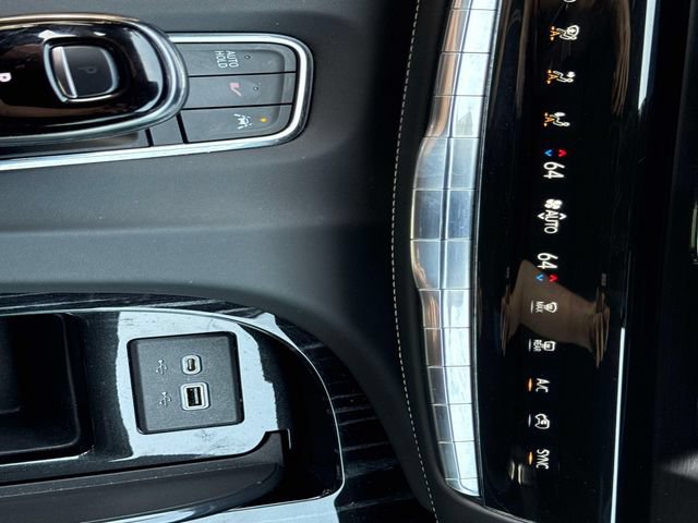 Certified 2023 Cadillac Escalade V AWD/4WD image 27