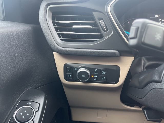 Used 2022 Ford Escape SEL image 24