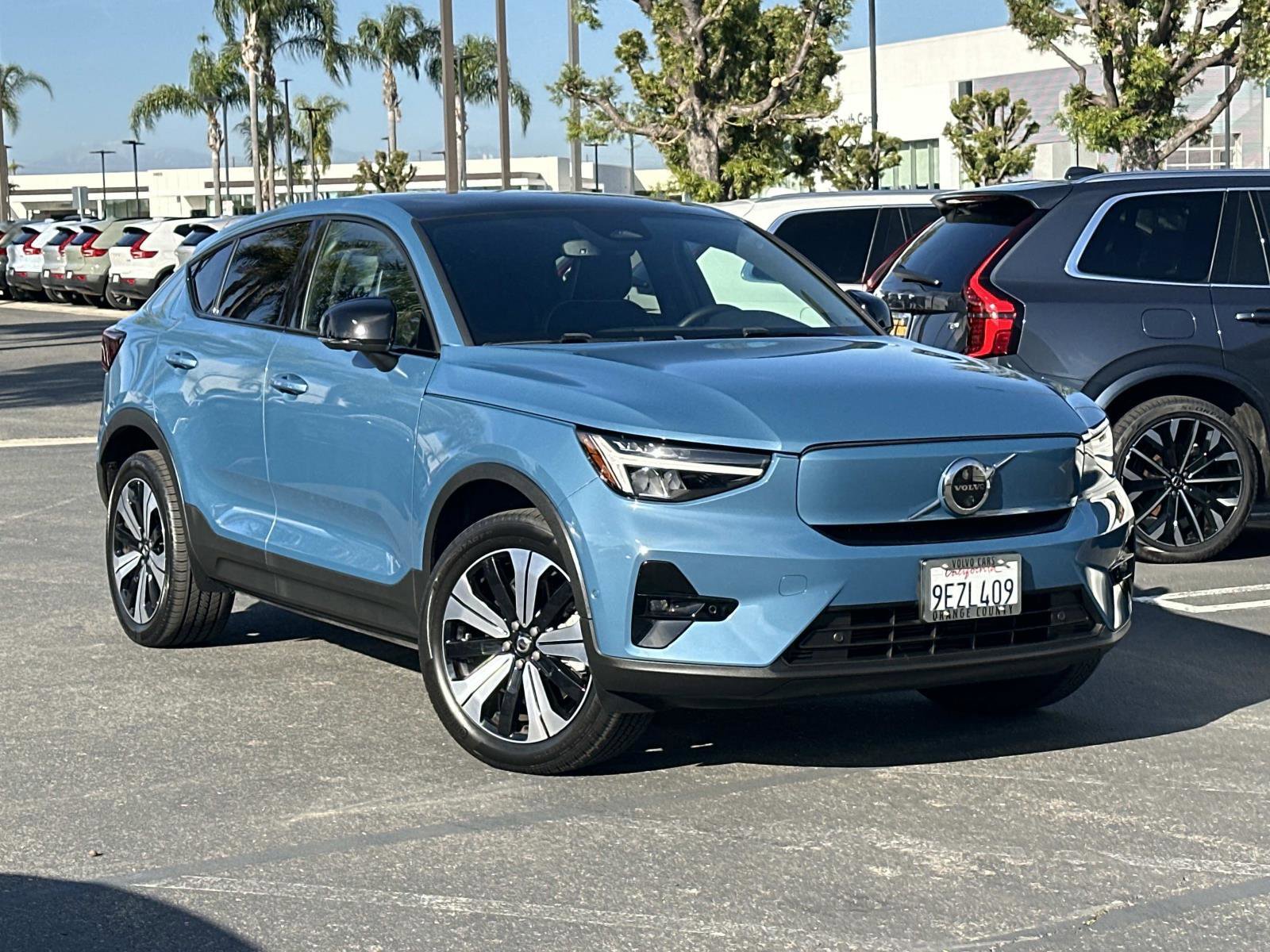 Certified 2023 Volvo C40 P8 Recharge Plus image 1