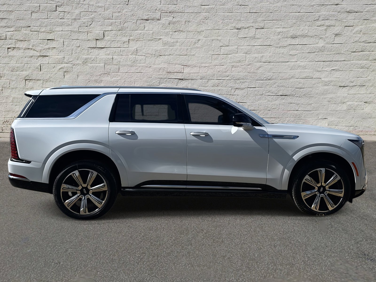 New 2026 Cadillac Escalade IQL Luxury w/ LPO, Floor Liner Package AWD/4WD image 6