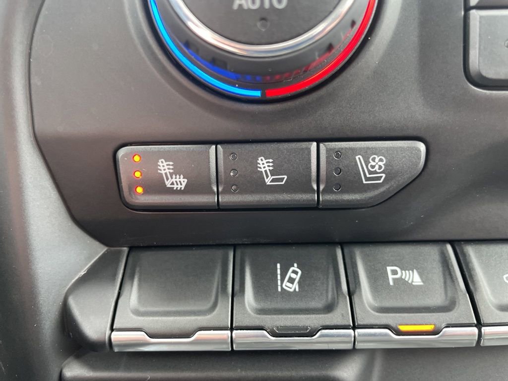 Used 2020 Chevrolet Silverado 2500 LTZ w/ LTZ Plus Package image 27