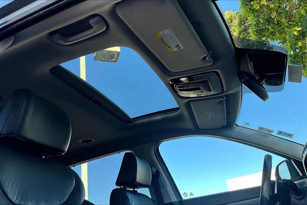 Used 2022 Hyundai Palisade SEL w/ 8P Bench Seat Package image 14