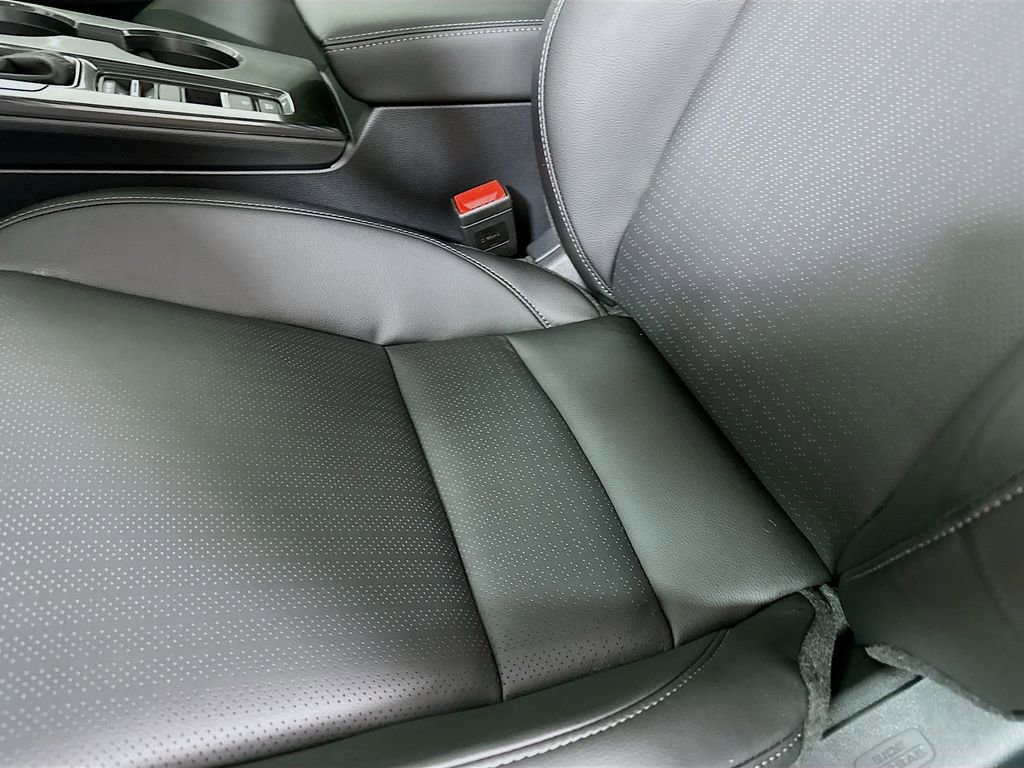 Used 2025 Honda Civic Sport Touring image 9