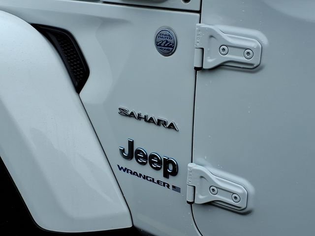 Used 2023 Jeep Wrangler Unlimited Sahara w/ Cold Weather Group AWD/4WD image 26