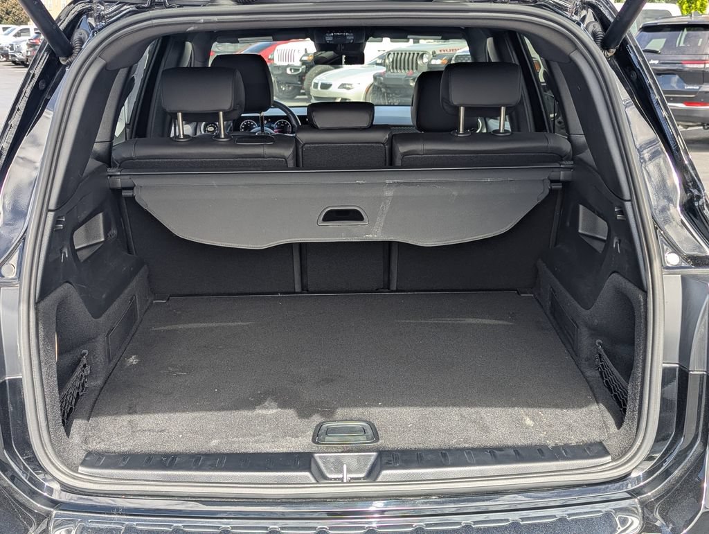 Used 2025 Mercedes-Benz GLB 250 image 26