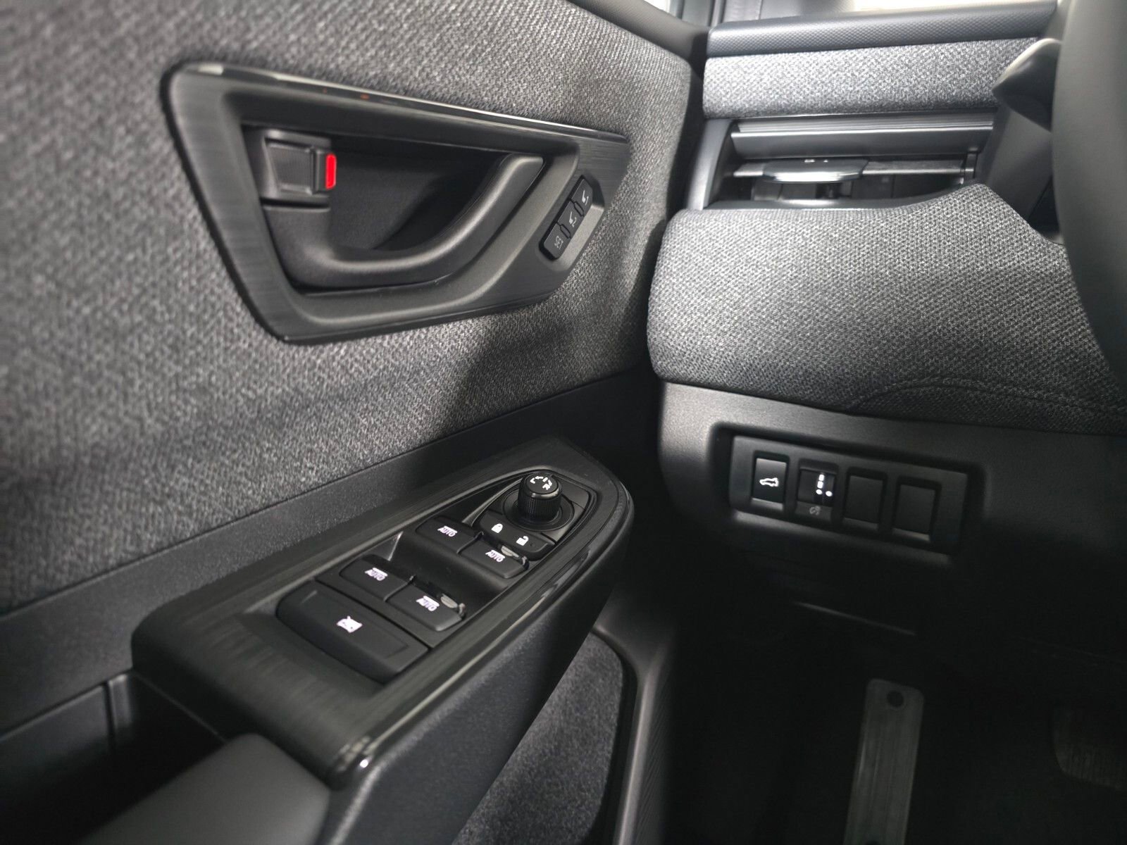 New 2026 Subaru Outback Limited XT image 31