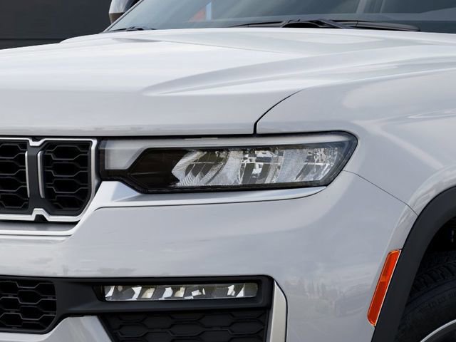 New 2026 Jeep Grand Cherokee L Limited AWD/4WD image 10